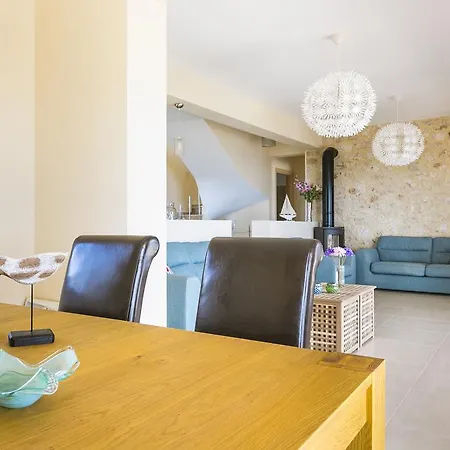 Villa Unique Ratzakli Ratzaklíon